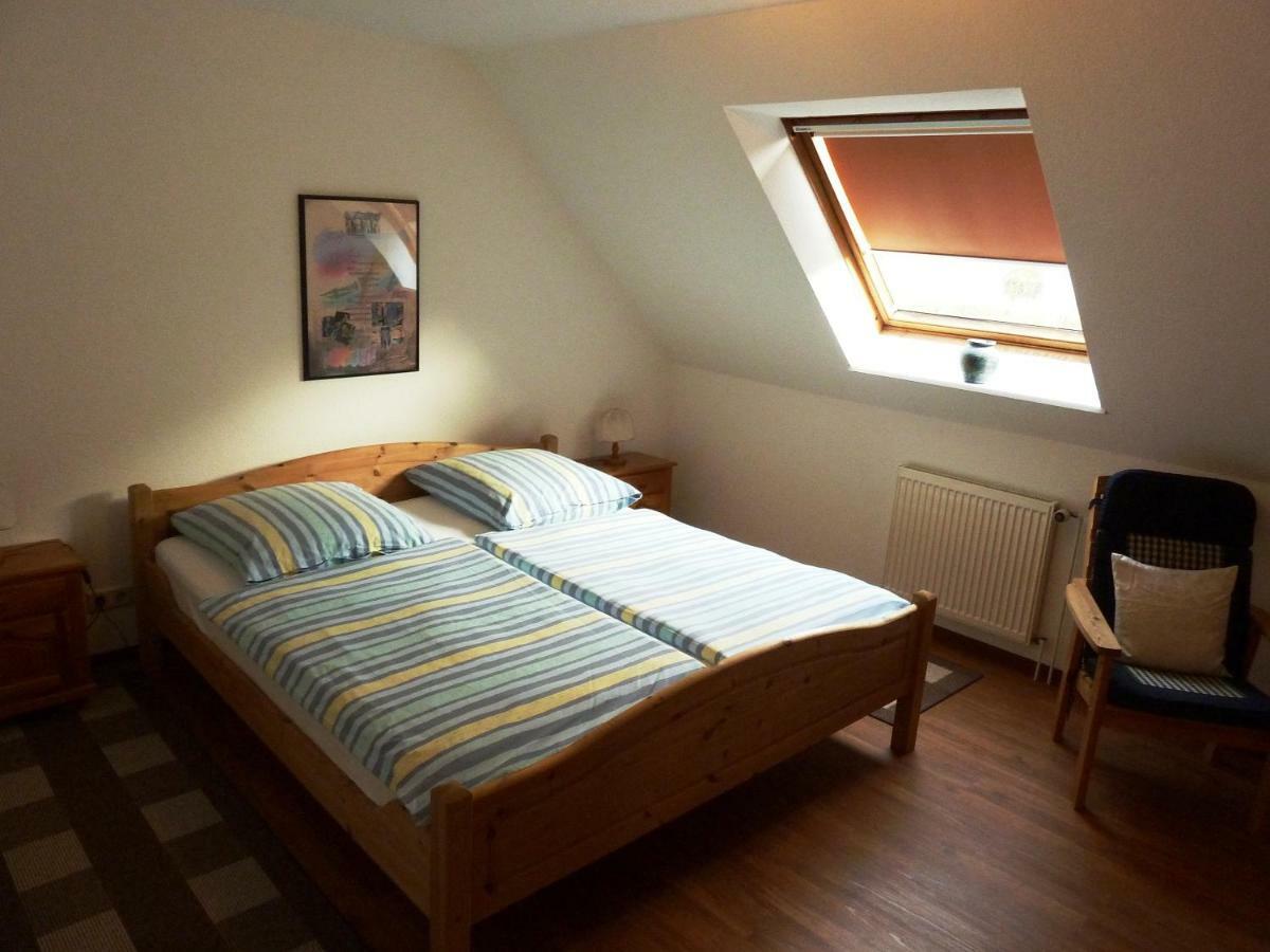 Ferienpension Lindenhof - Ferienwohnungen In Der Lueneburger Heide Marxen am Berge ภายนอก รูปภาพ