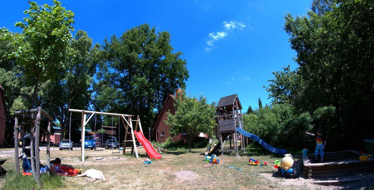 Ferienpension Lindenhof - Ferienwohnungen In Der Lueneburger Heide Marxen am Berge ภายนอก รูปภาพ